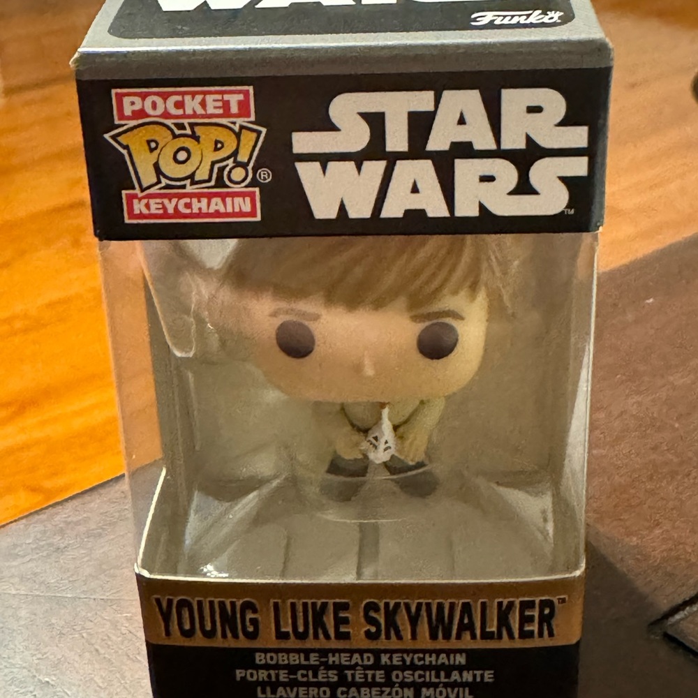Funko Star Wars Pocket POP Young Luke Skywalker Keychain NEW IN HAND